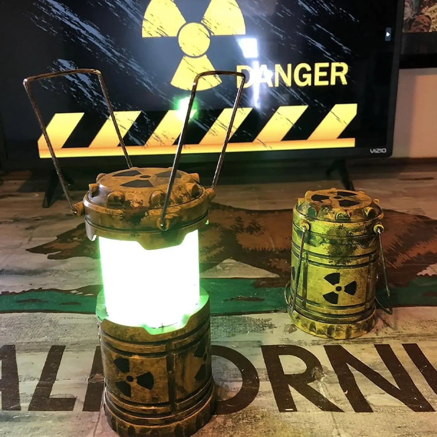 Mini Simulation Nuclear Reactor Night Light – Handheld Camping Lantern, Halloween Gift, Glowing Home Decor & Party Prop